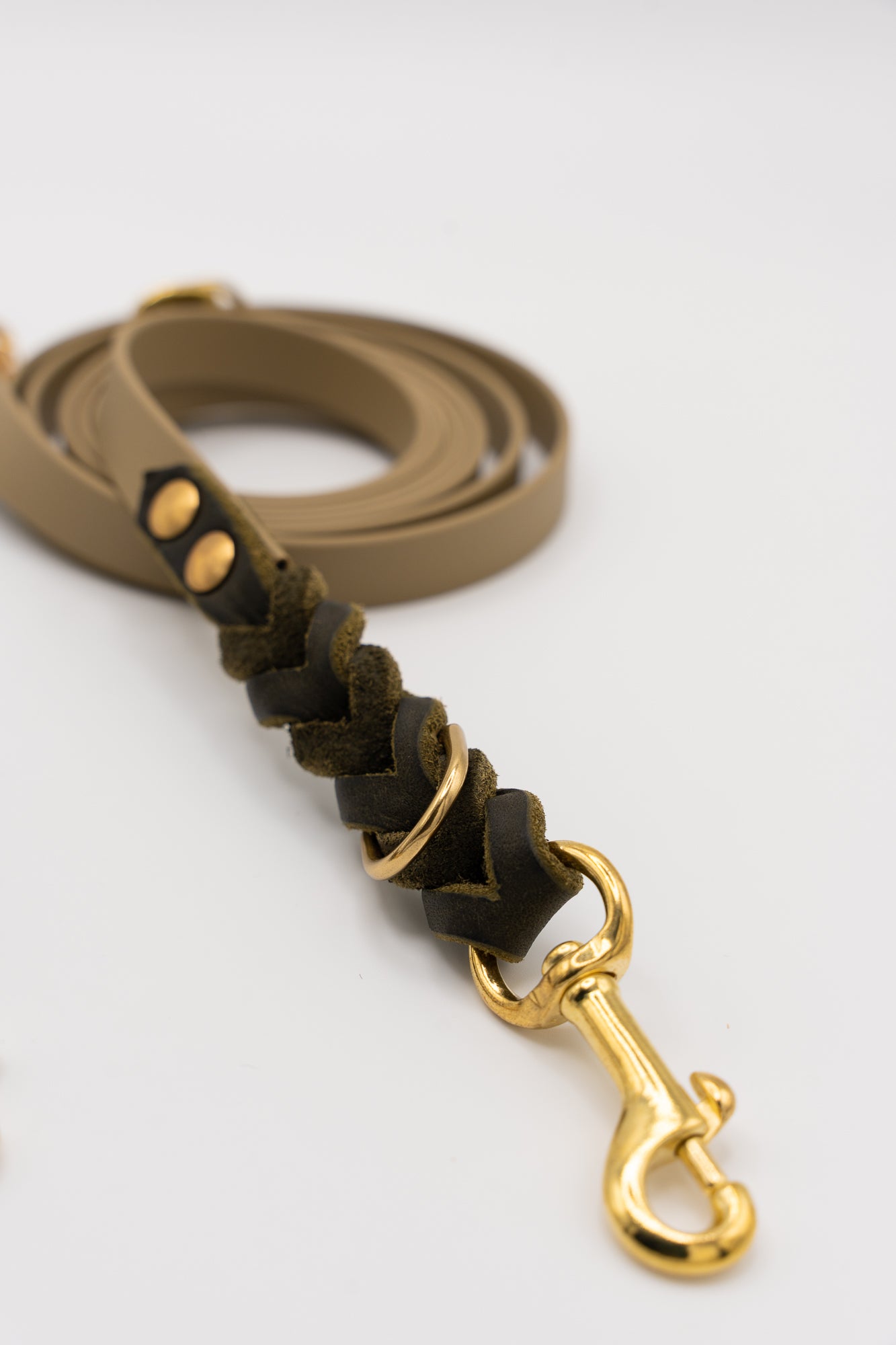 Noble Leine – Oliv Sofortkauf